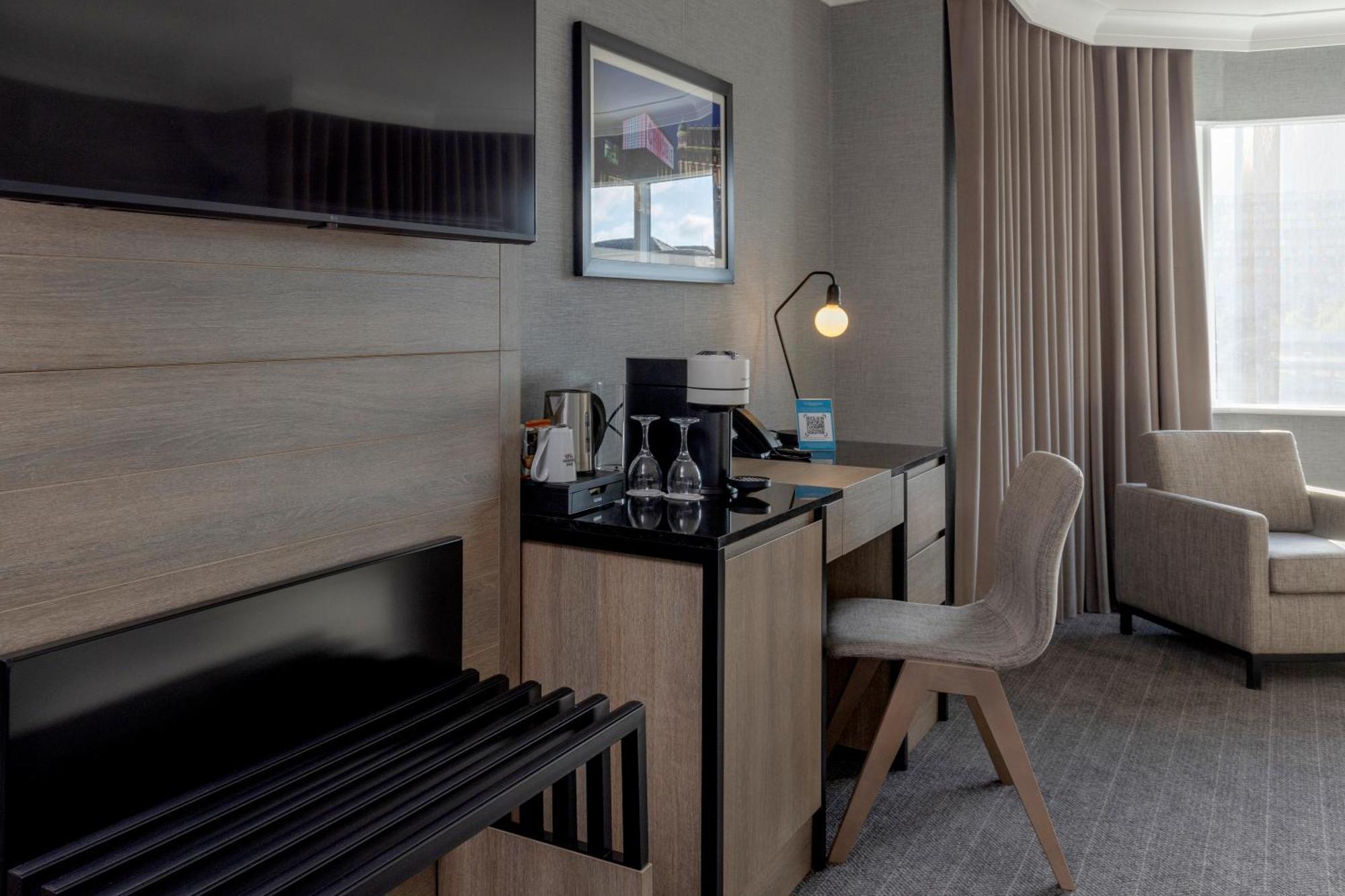 Best Western Plus The Quays Hotel 셰필드 외부 사진