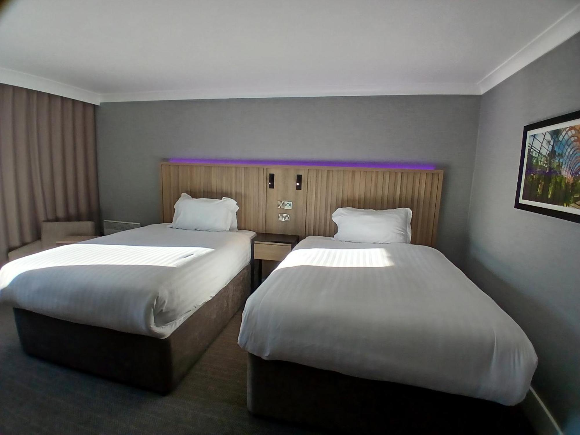 Best Western Plus The Quays Hotel 셰필드 외부 사진