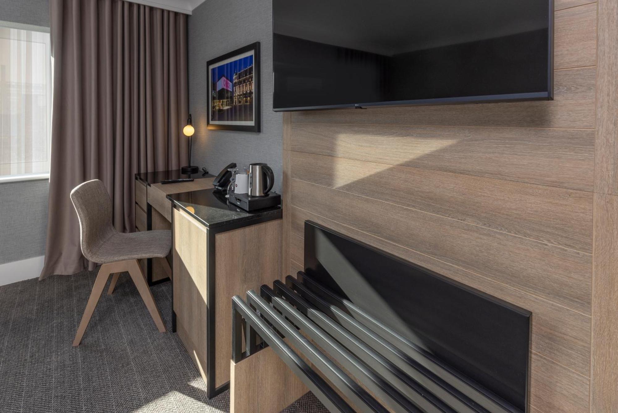 Best Western Plus The Quays Hotel 셰필드 외부 사진