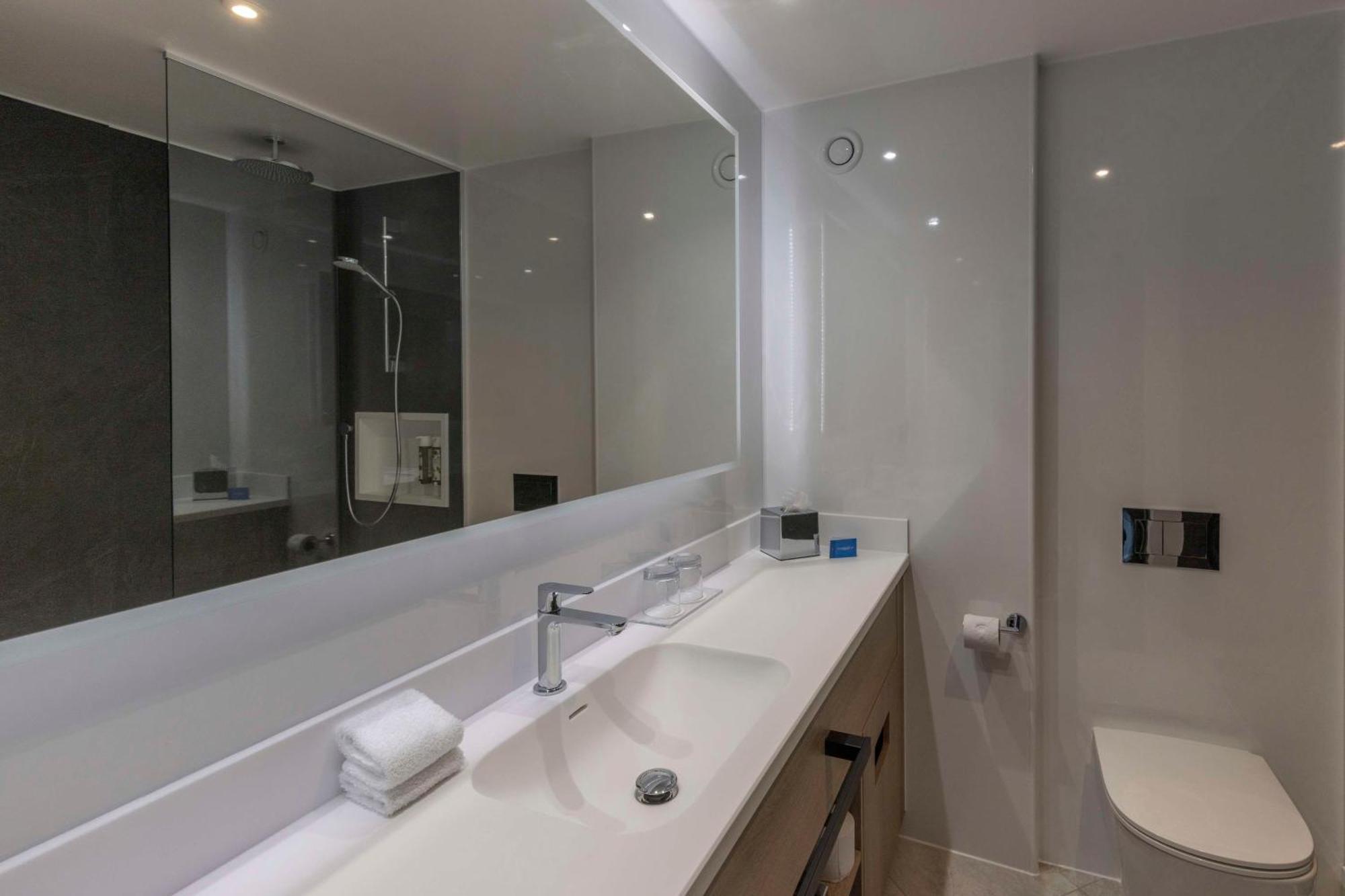 Best Western Plus The Quays Hotel 셰필드 외부 사진