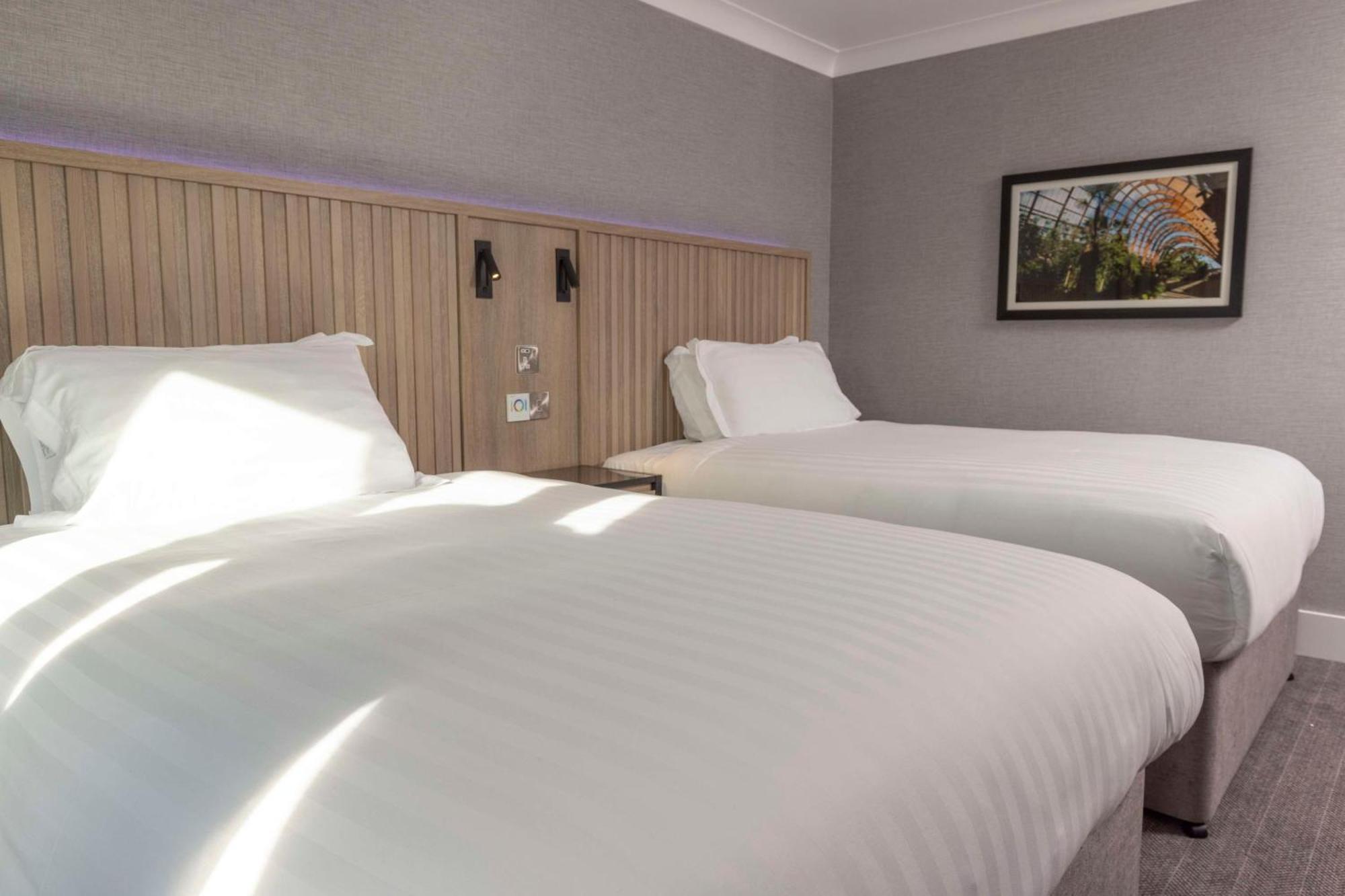 Best Western Plus The Quays Hotel 셰필드 외부 사진