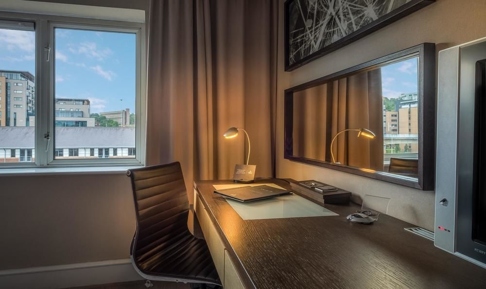 Best Western Plus The Quays Hotel 셰필드 외부 사진